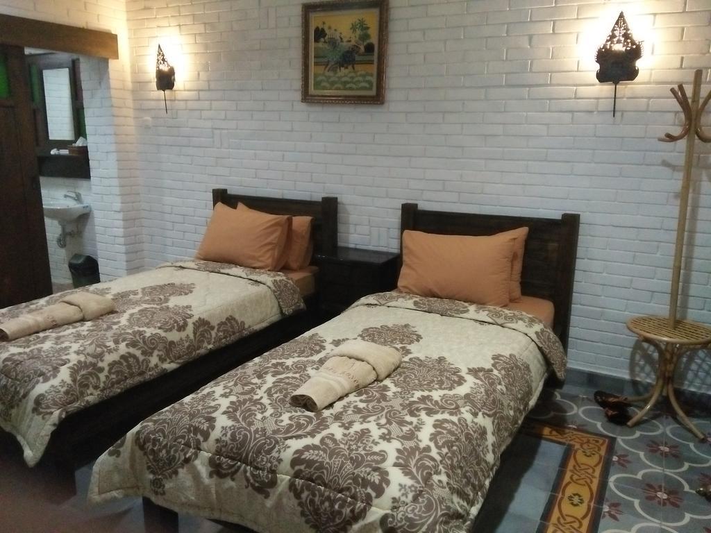 Satu Kayen Guest House Sleman  Bagian luar foto