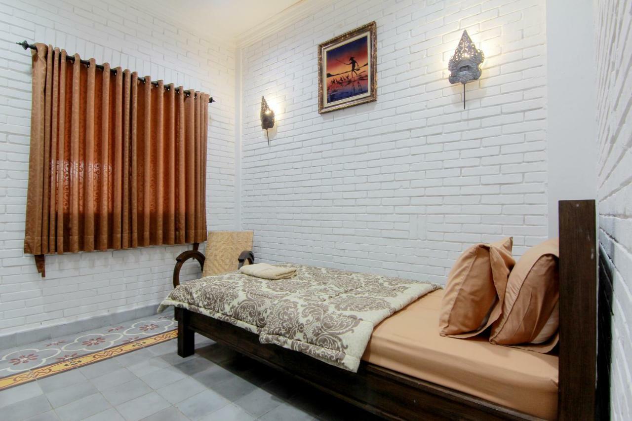 Satu Kayen Guest House Sleman  Bagian luar foto