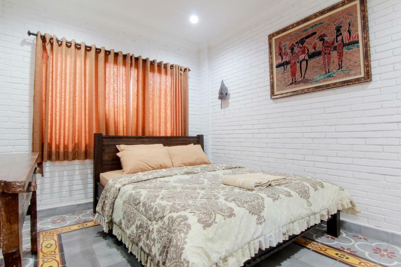 Satu Kayen Guest House Sleman  Bagian luar foto
