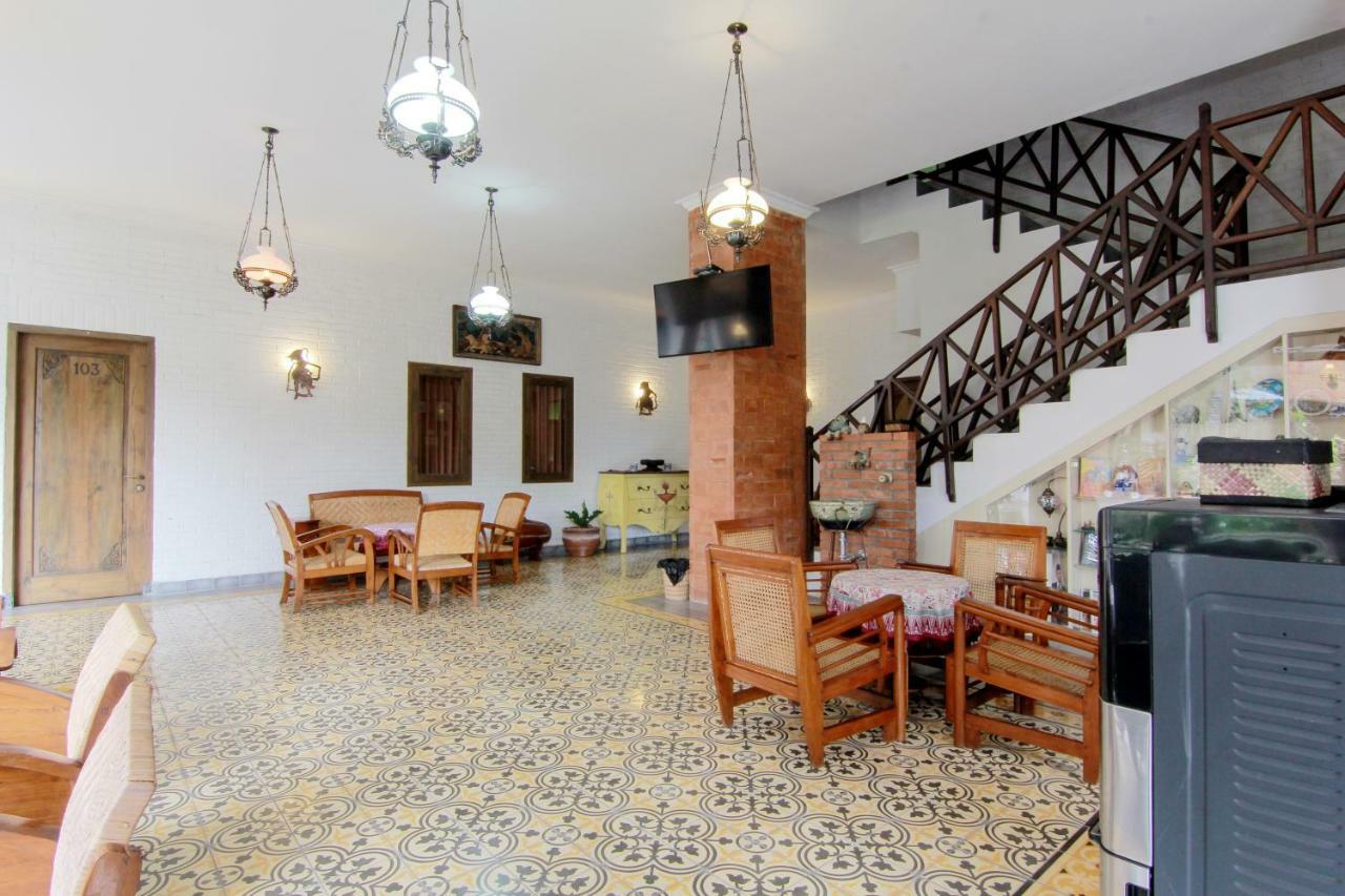Satu Kayen Guest House Sleman  Bagian luar foto